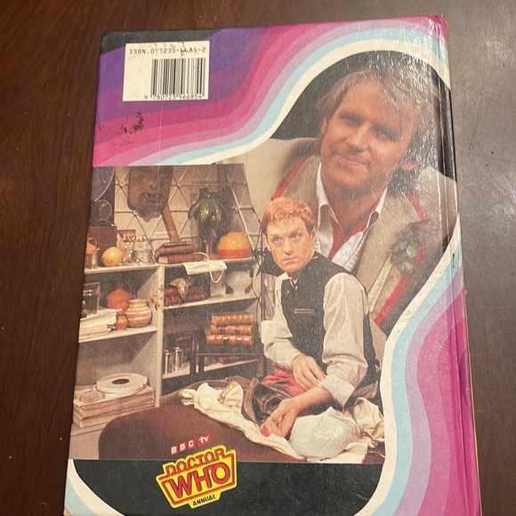 Doctor Who Annual 1983 - Picture 2 of 3